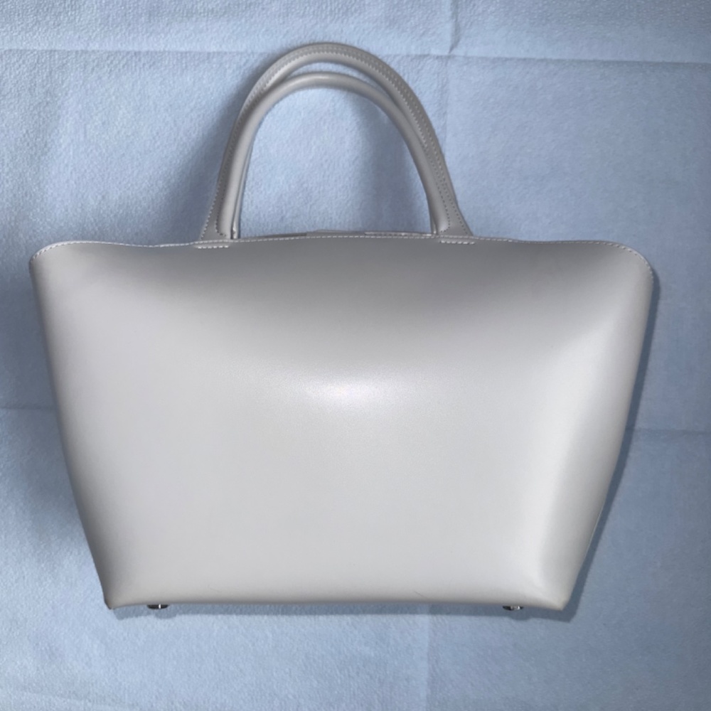 Handbag - Picture 2 of 12